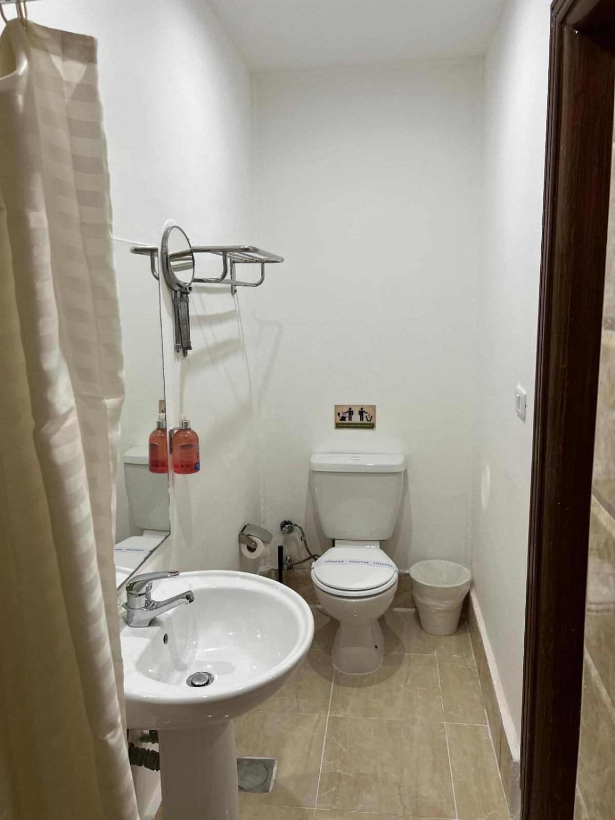 Lilly Rooms And Studio Hurghada Exterior foto